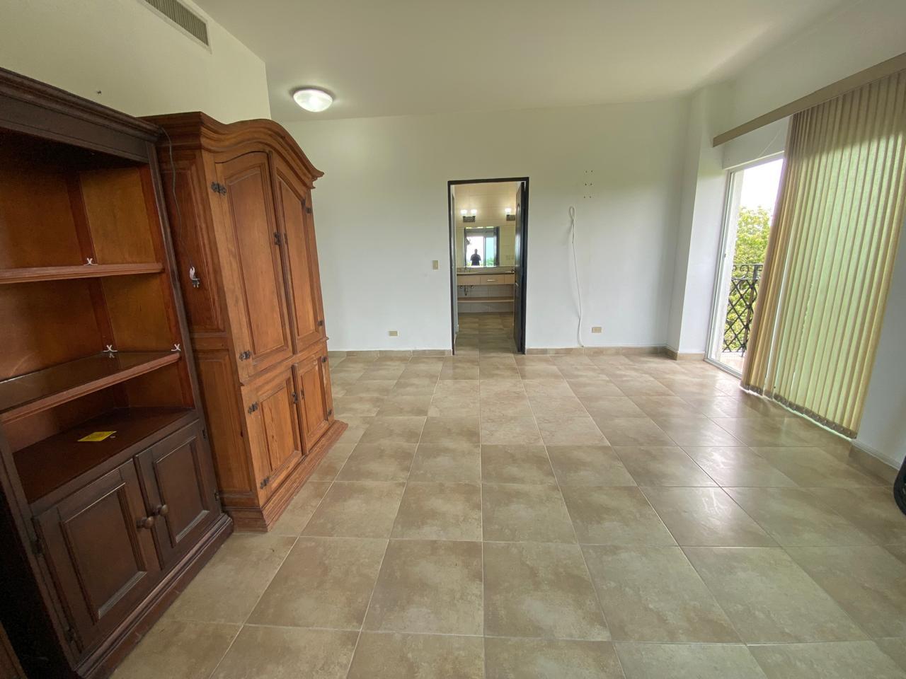 Apartamento de 4 habitaciones en Edificio PH El Alcazar, en Coronado Golf