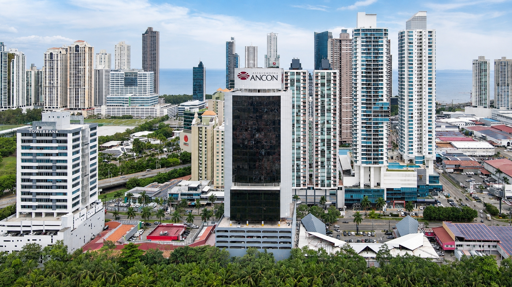 Venta de oficina en Costa del Este Torre Ancón