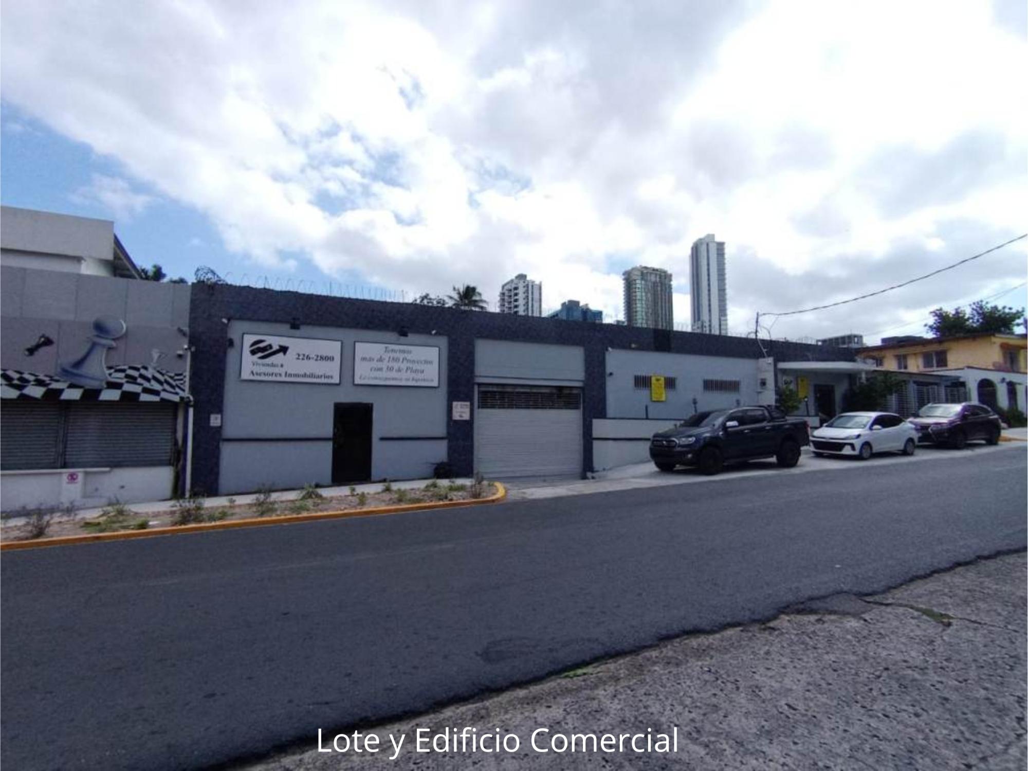 Edificio y Oficina comercial en San Francisco USD895,000 frente al super 99