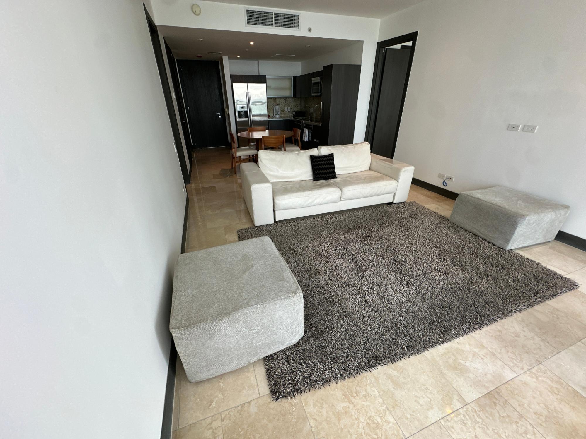 SE VENDE APARTAMENTO EN PUNTA PACIFICA