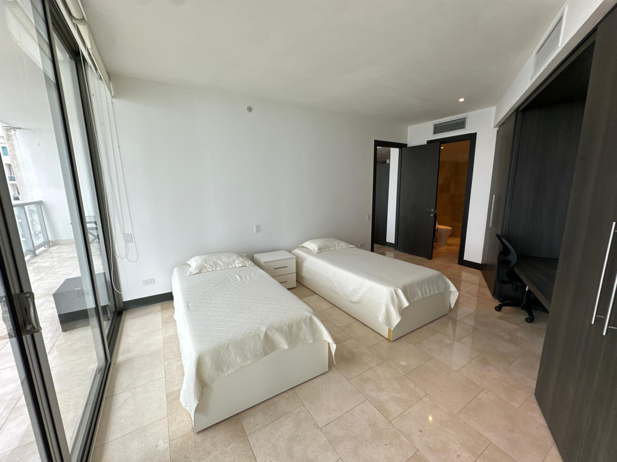 SE VENDE APARTAMENTO EN PUNTA PACIFICA