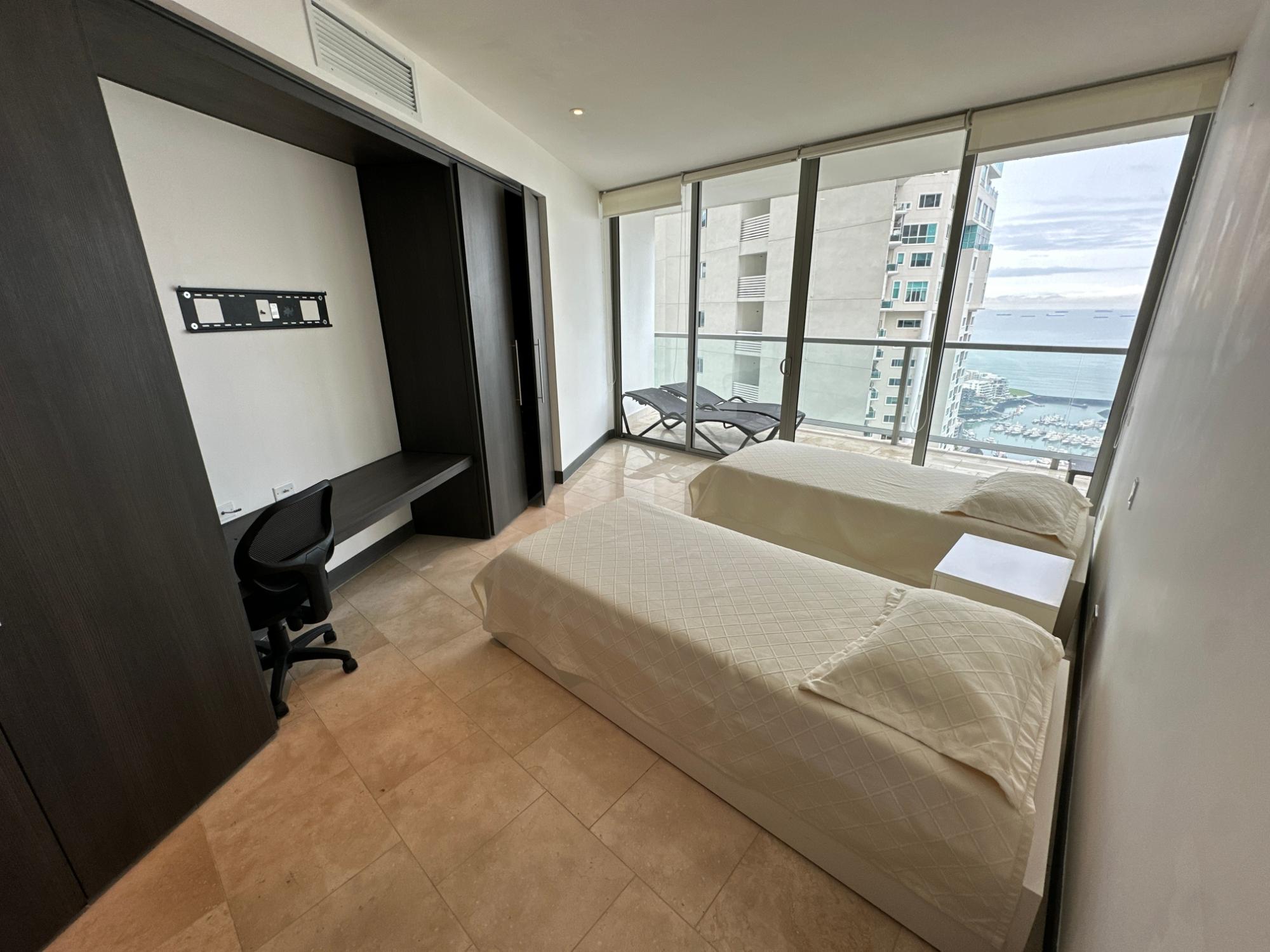 SE VENDE APARTAMENTO EN PUNTA PACIFICA