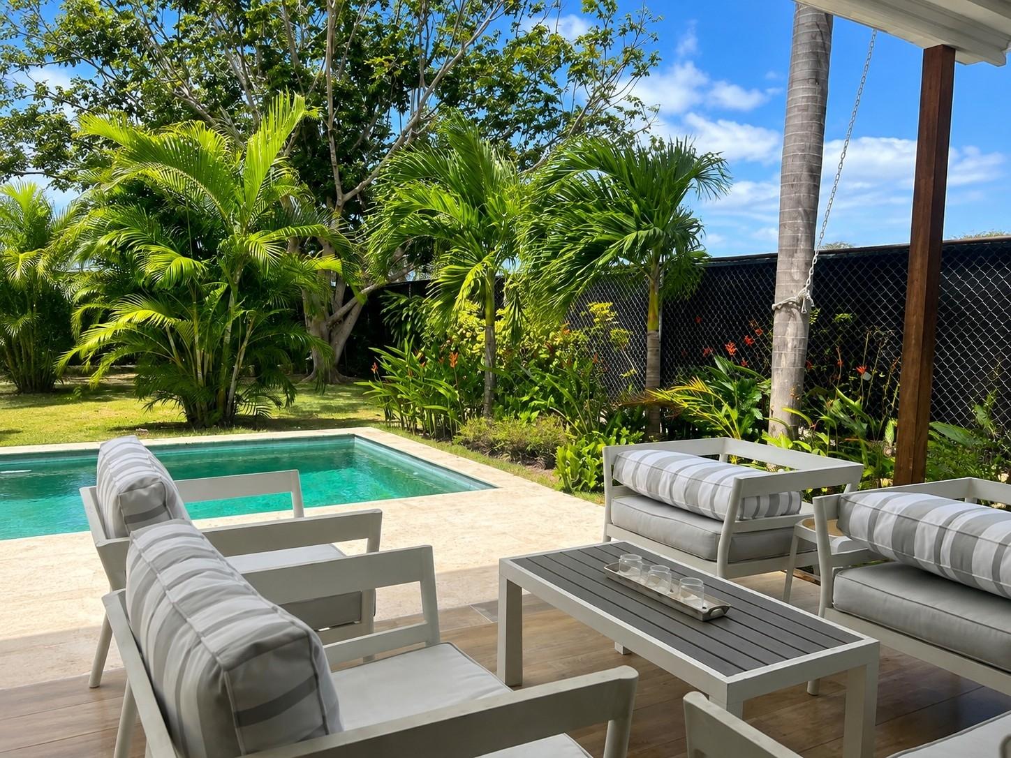 Apartamento tipo casa de Playa con piscina en Punta Caelo, San Carlos