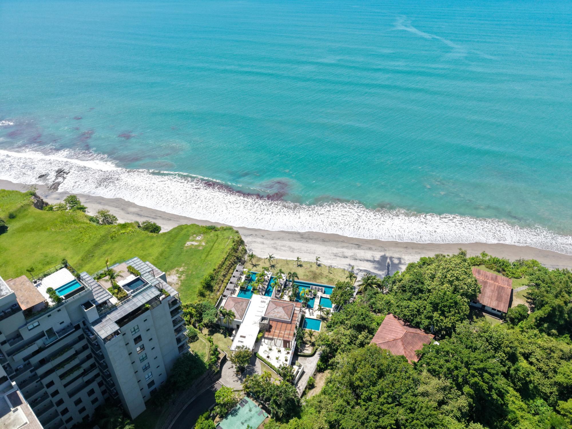 Apartamento tipo casa de Playa con piscina en Punta Caelo, San Carlos