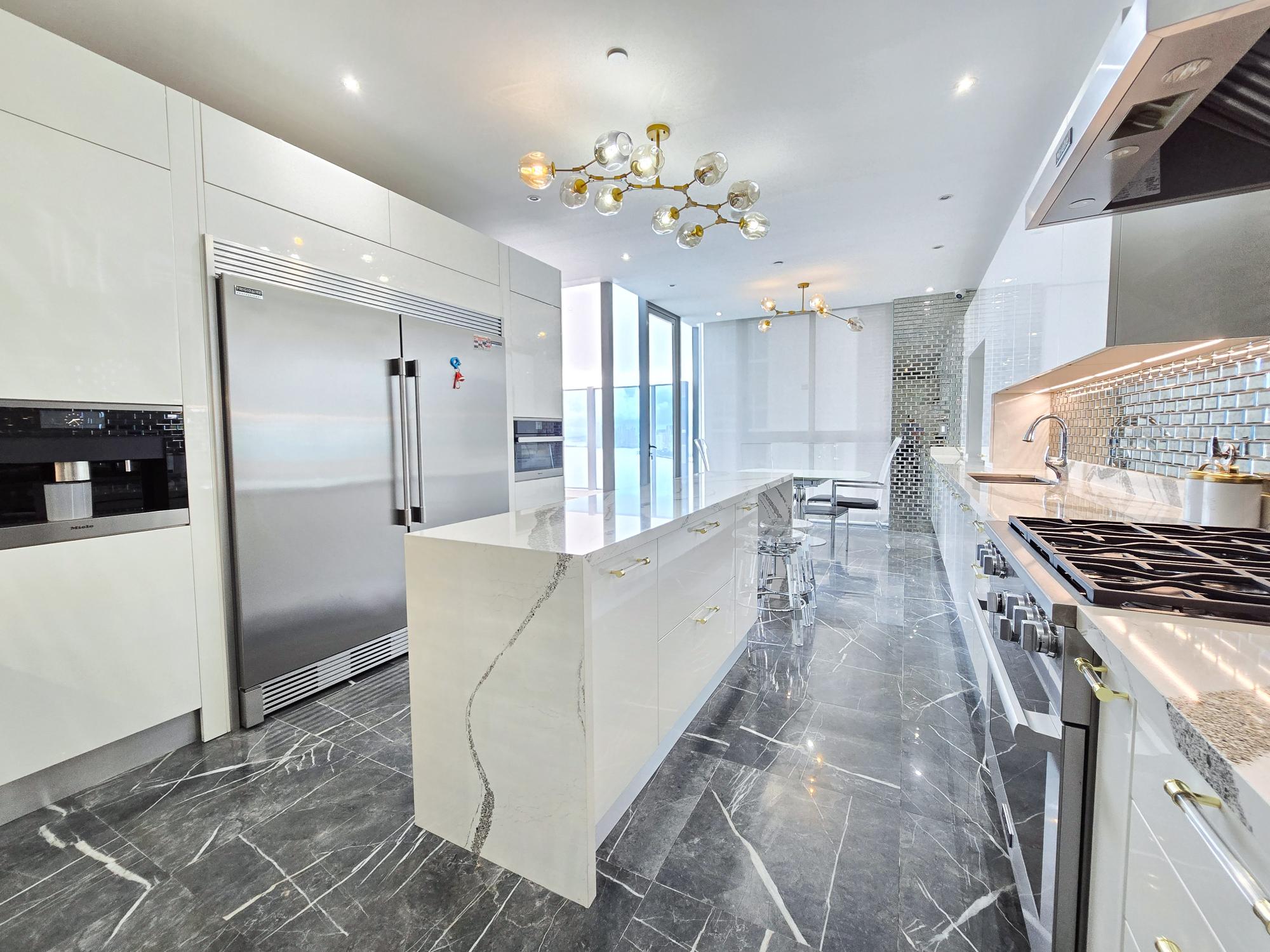 Venta de Apartamento en Costa del Este PH Regalia