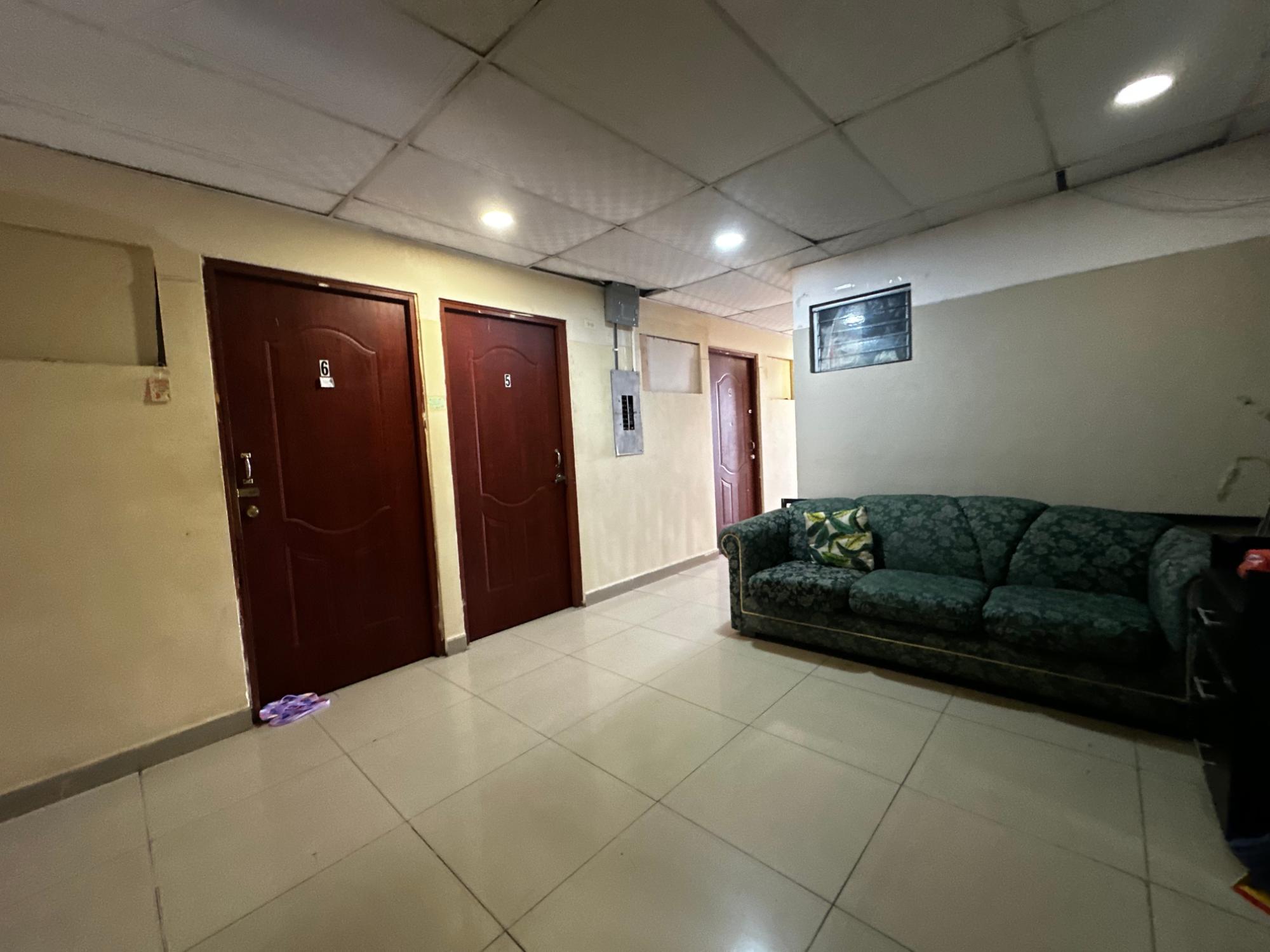 SE VENDE EDIFICIO OPERATIVO EN SANTA ANA
