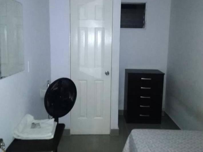 SE VENDE EDIFICIO OPERATIVO EN SANTA ANA