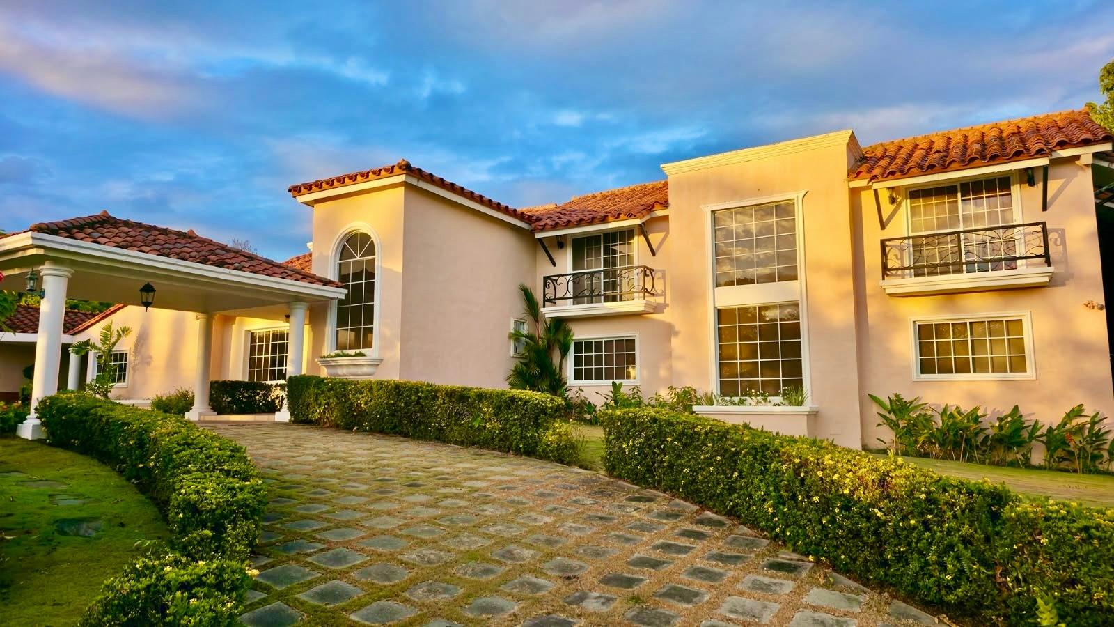 Casa en Coronado, Club de Golf