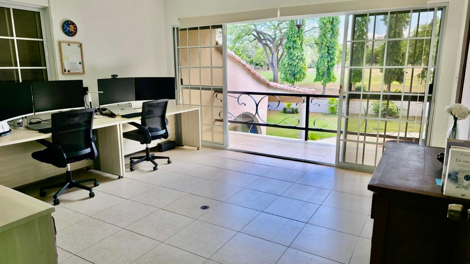 Casa en Coronado, Club de Golf