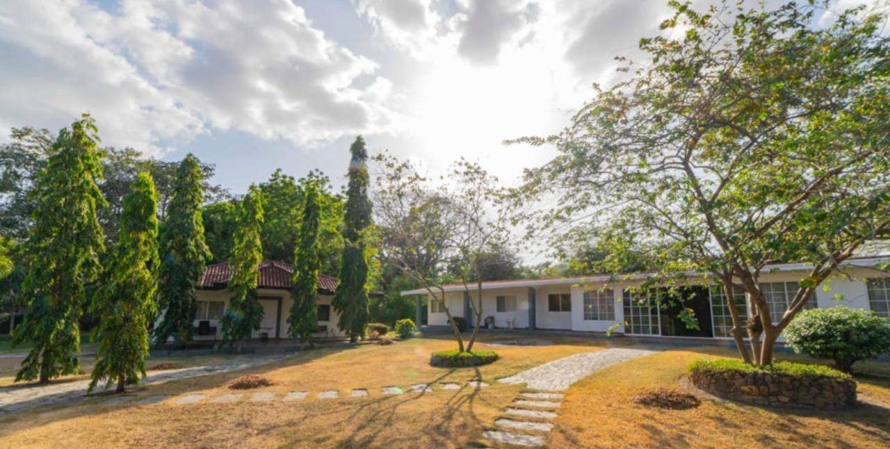 ESPECTACULARES CASAS DE CAMPO EN CHAME CORONADO.