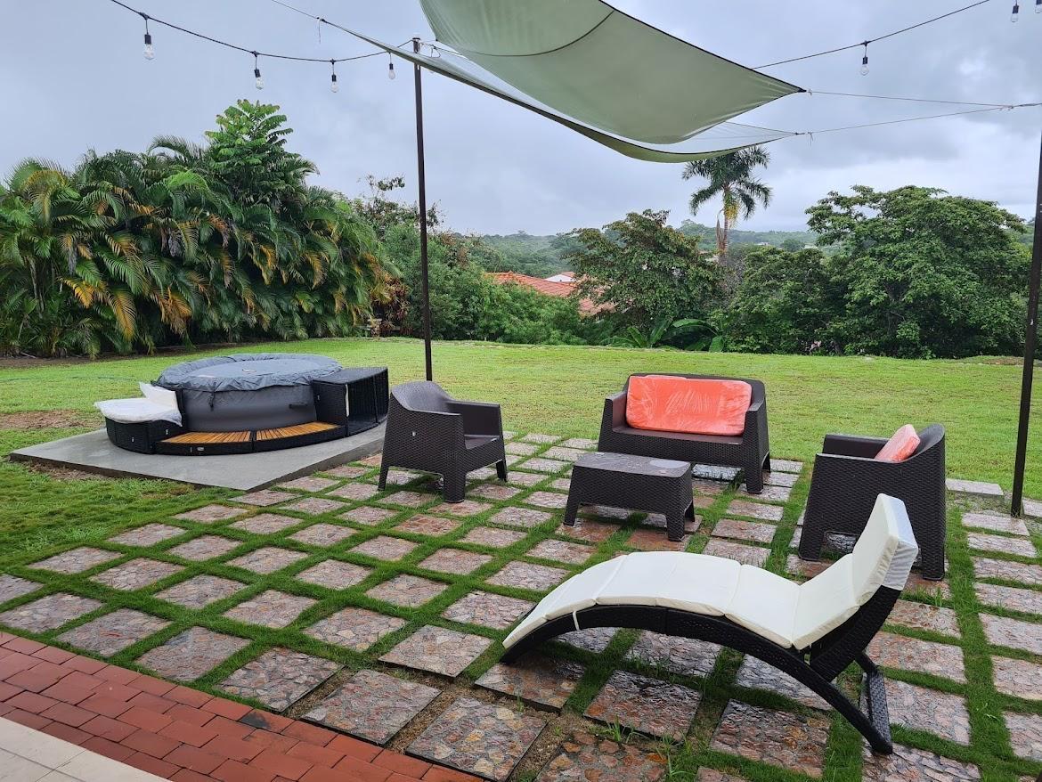Casa en Hacienda Pacifica de 3 recamaras y amplio jardin