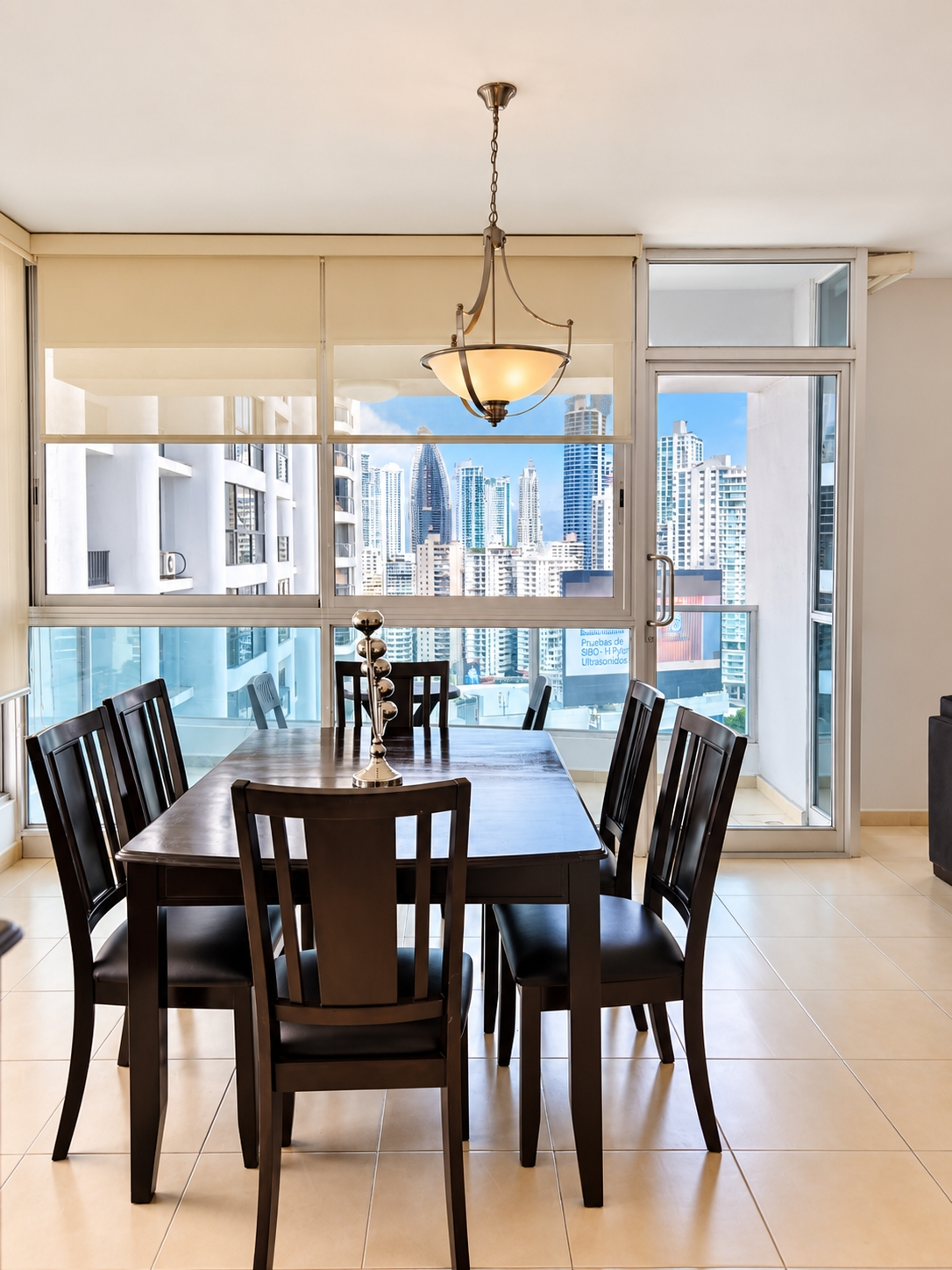Torre Grandbay - Apartamento elegante y completamente amueblado