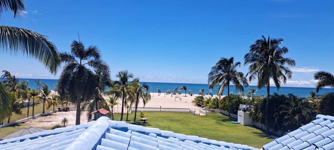 VILLA DÚPLEX FRENTE AL MAR EN PLAYA BLANCA