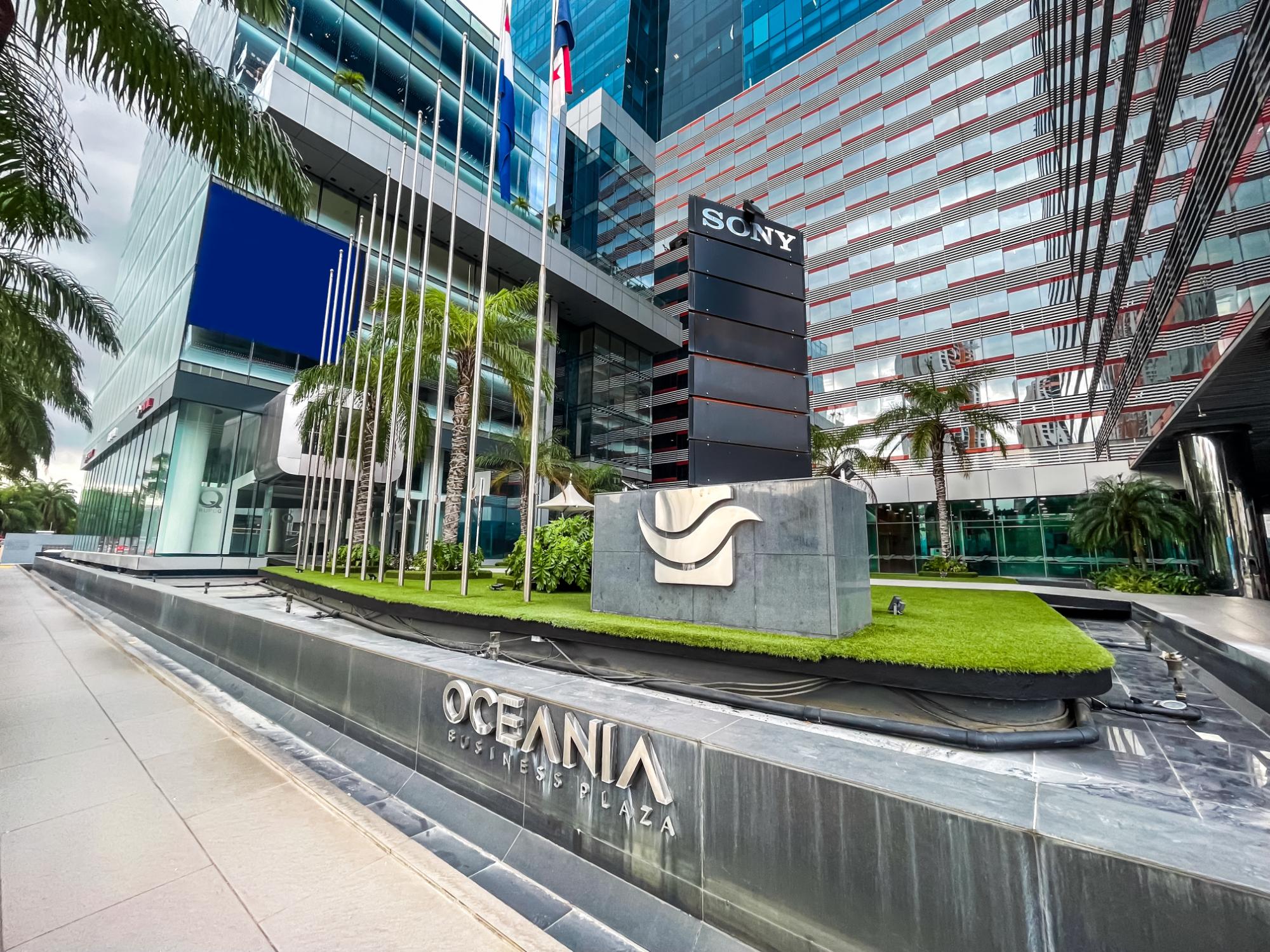 Venta de oficina en gris en Oceania Business Plaza