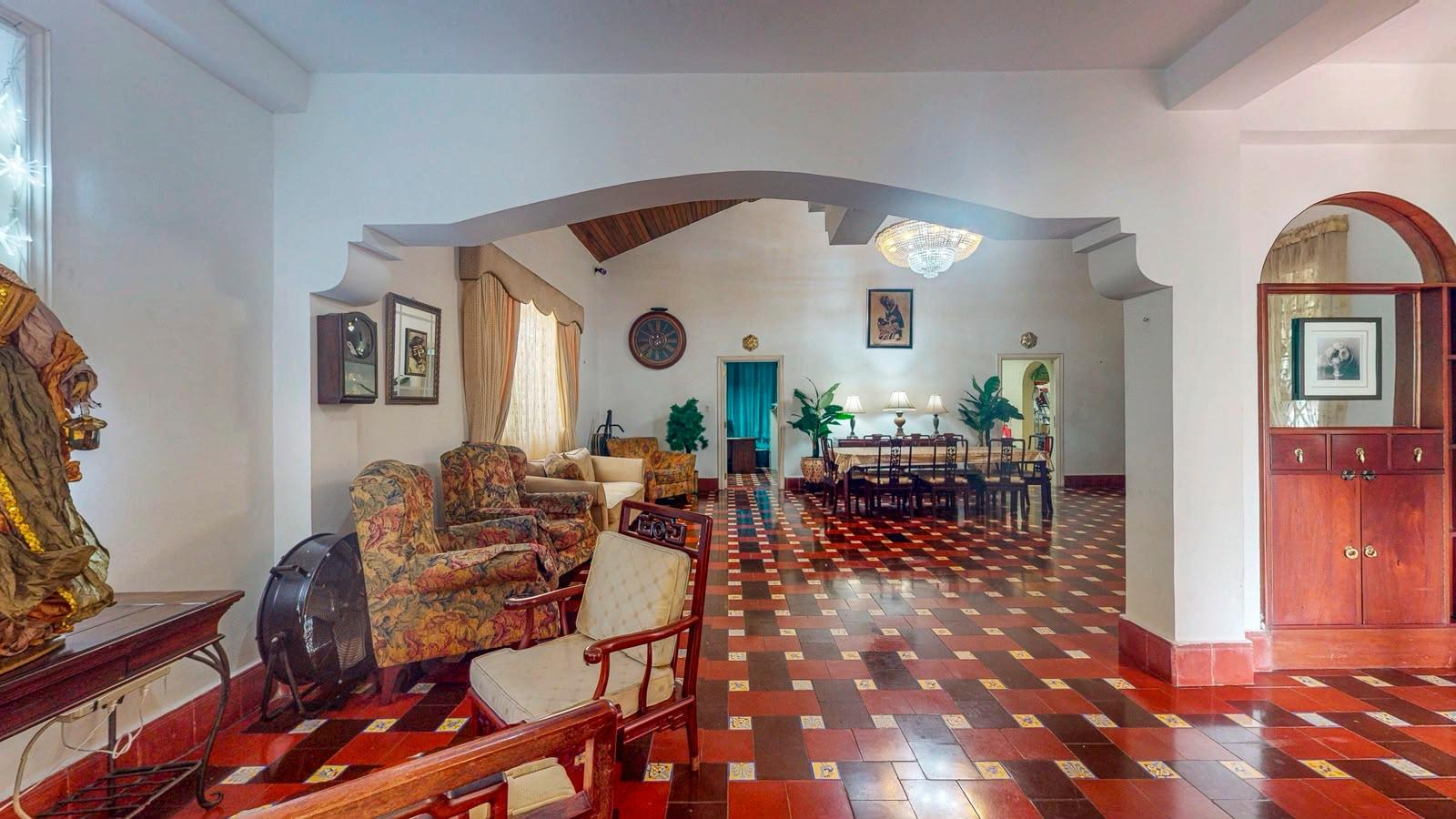 Venta de casa en Casco Antiguo de Colón, Panamá