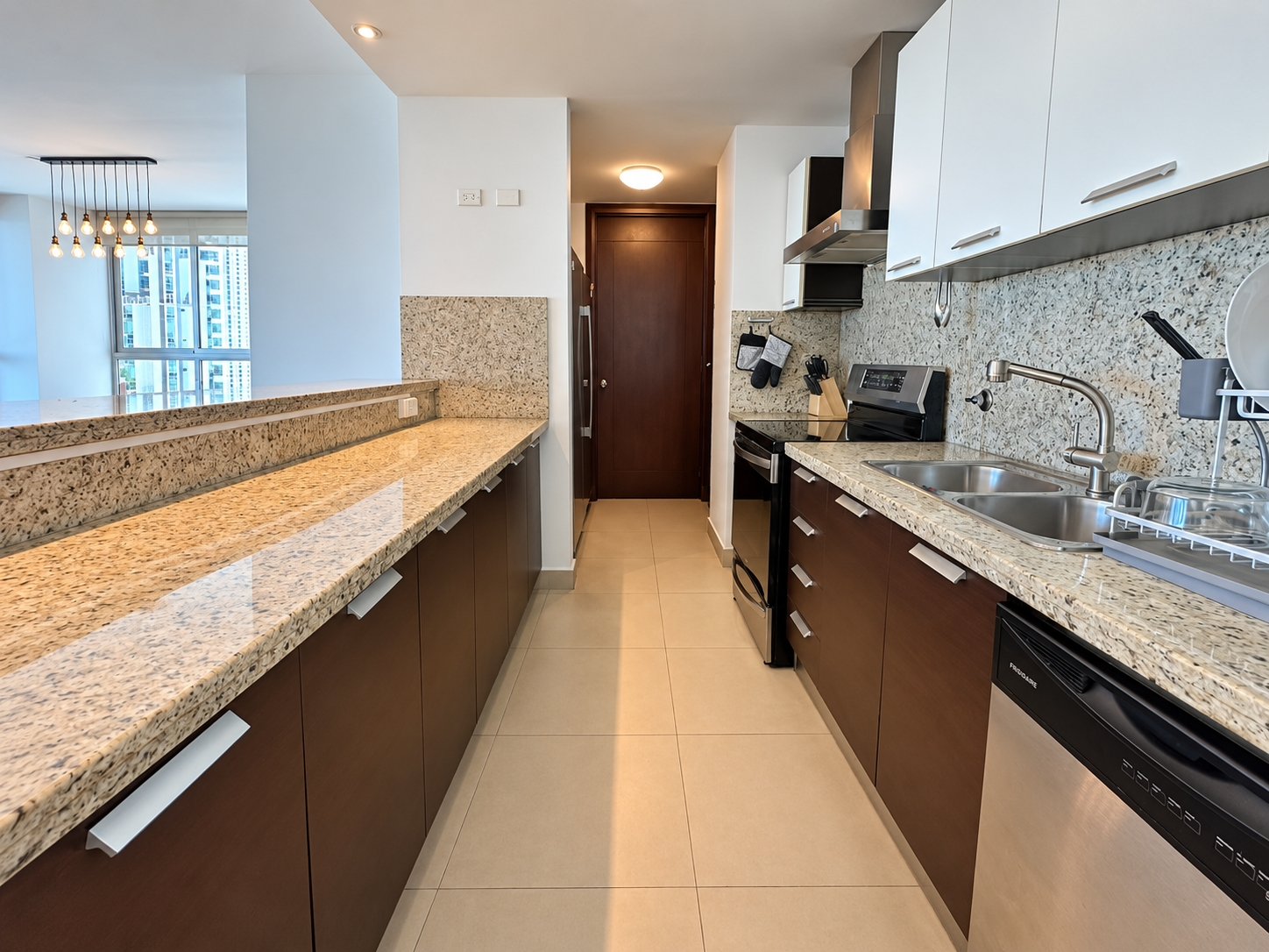 Venta de apartamento frente al mar | 204 m2 | Punta Pacífica PH OCEANAIRE