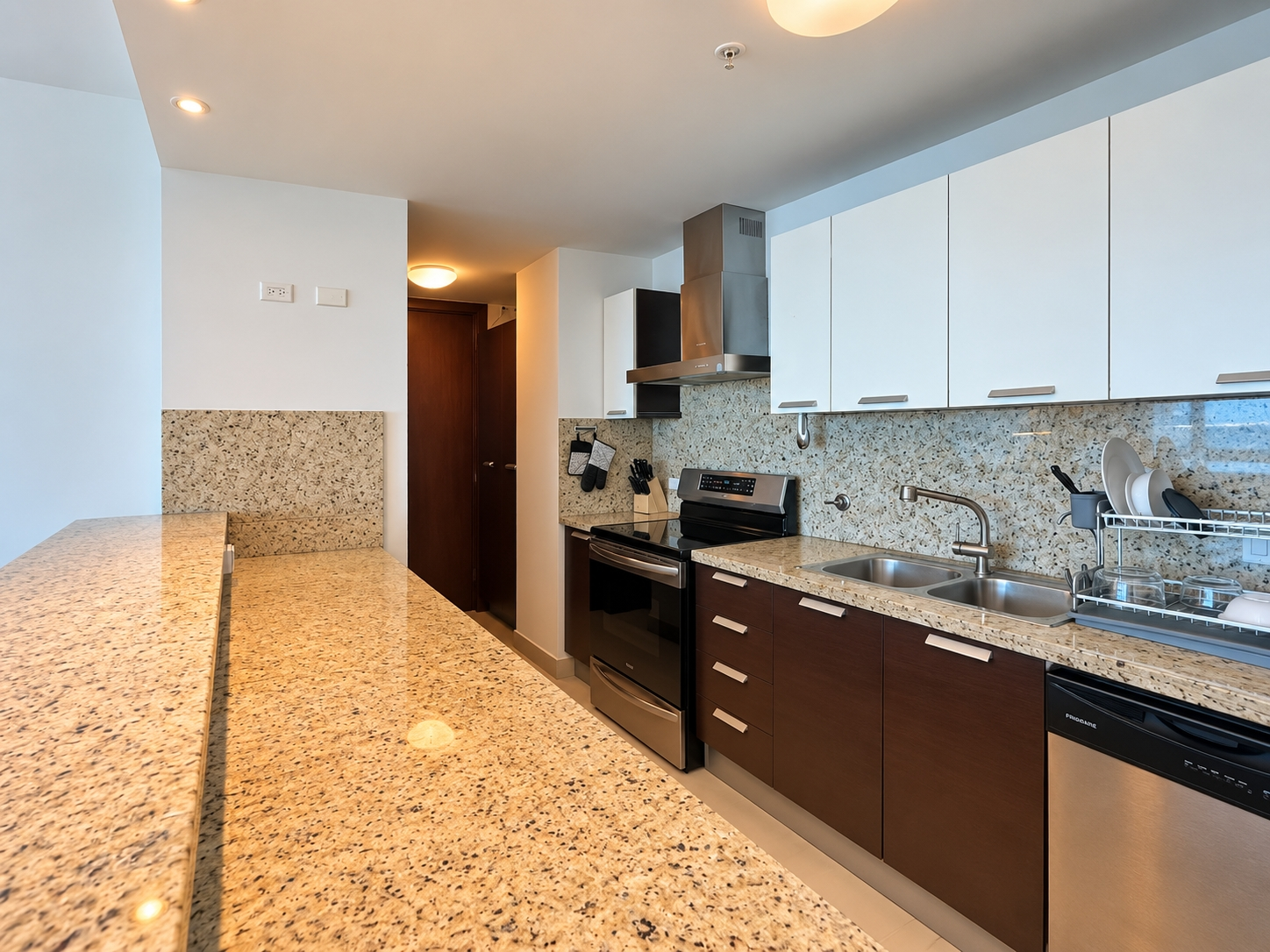 Venta de apartamento frente al mar | 204 m2 | Punta Pacífica PH OCEANAIRE