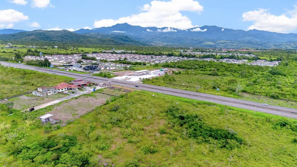 Terreno de 5.000 m² en Venta en la Carretera Principal de Boquete