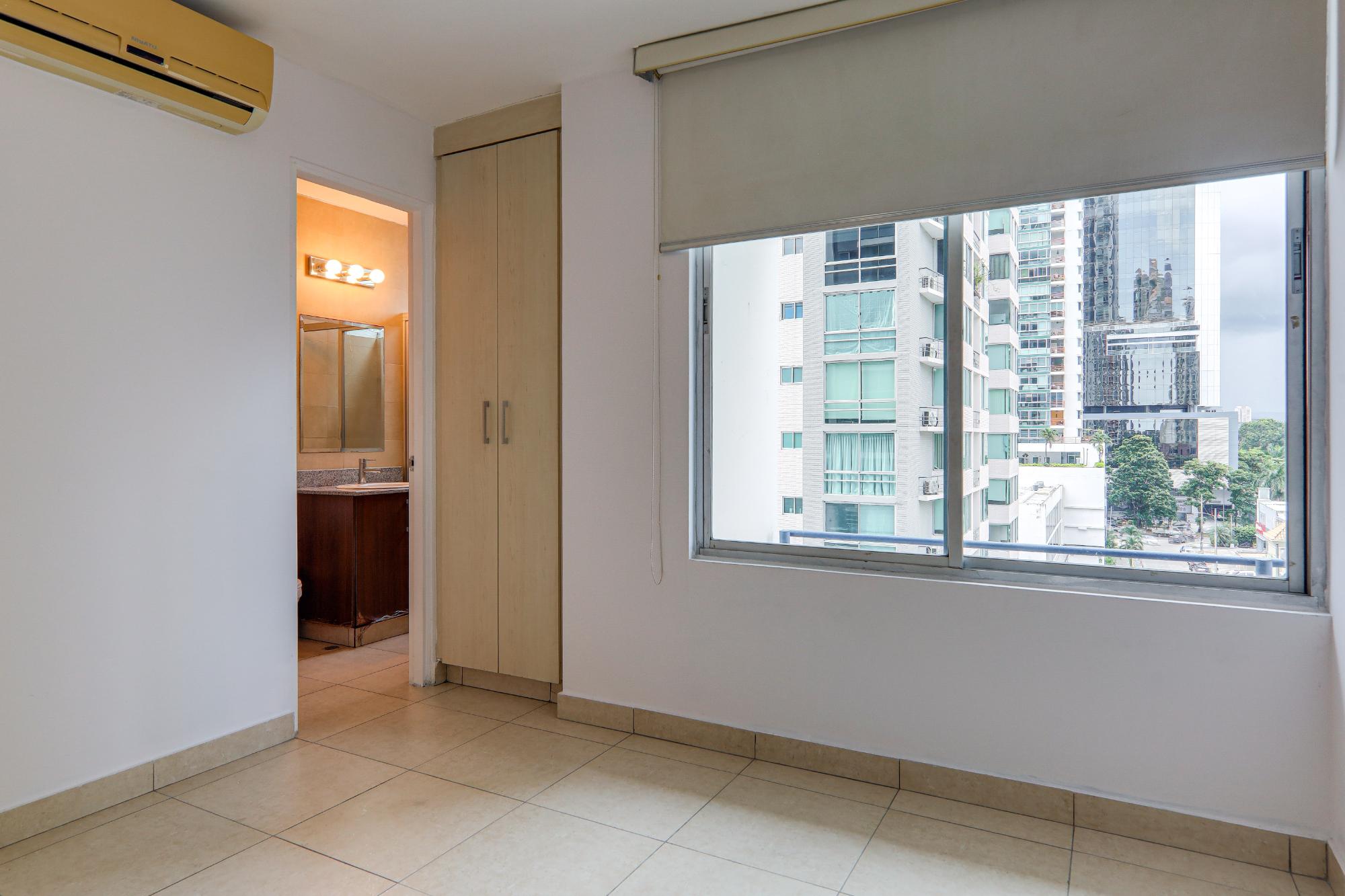 Apartamento grande a excelente precio