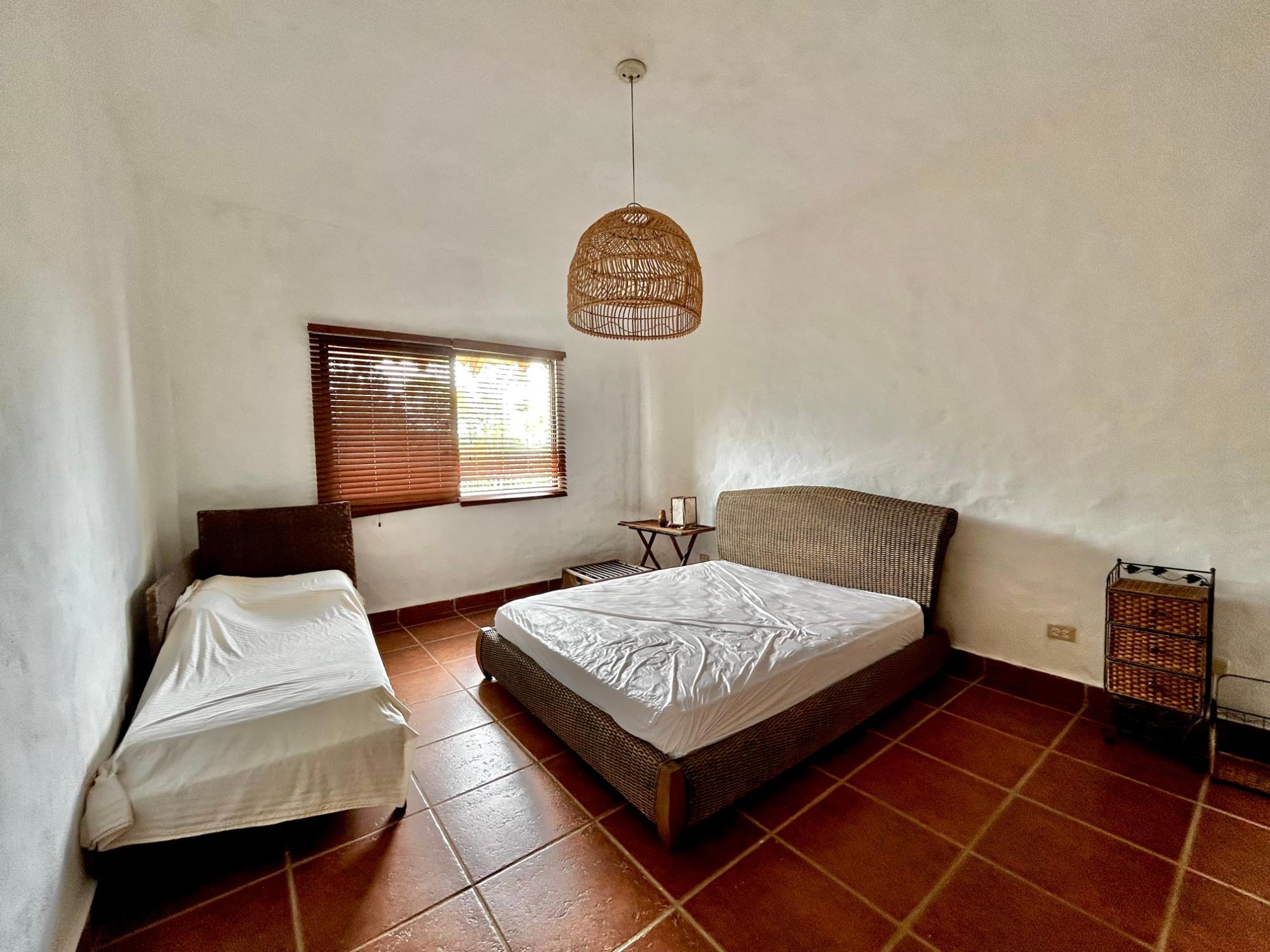 Hacienda Estilo Colonial de 10 Hectáreas en Sorá con Bosque y Cascada