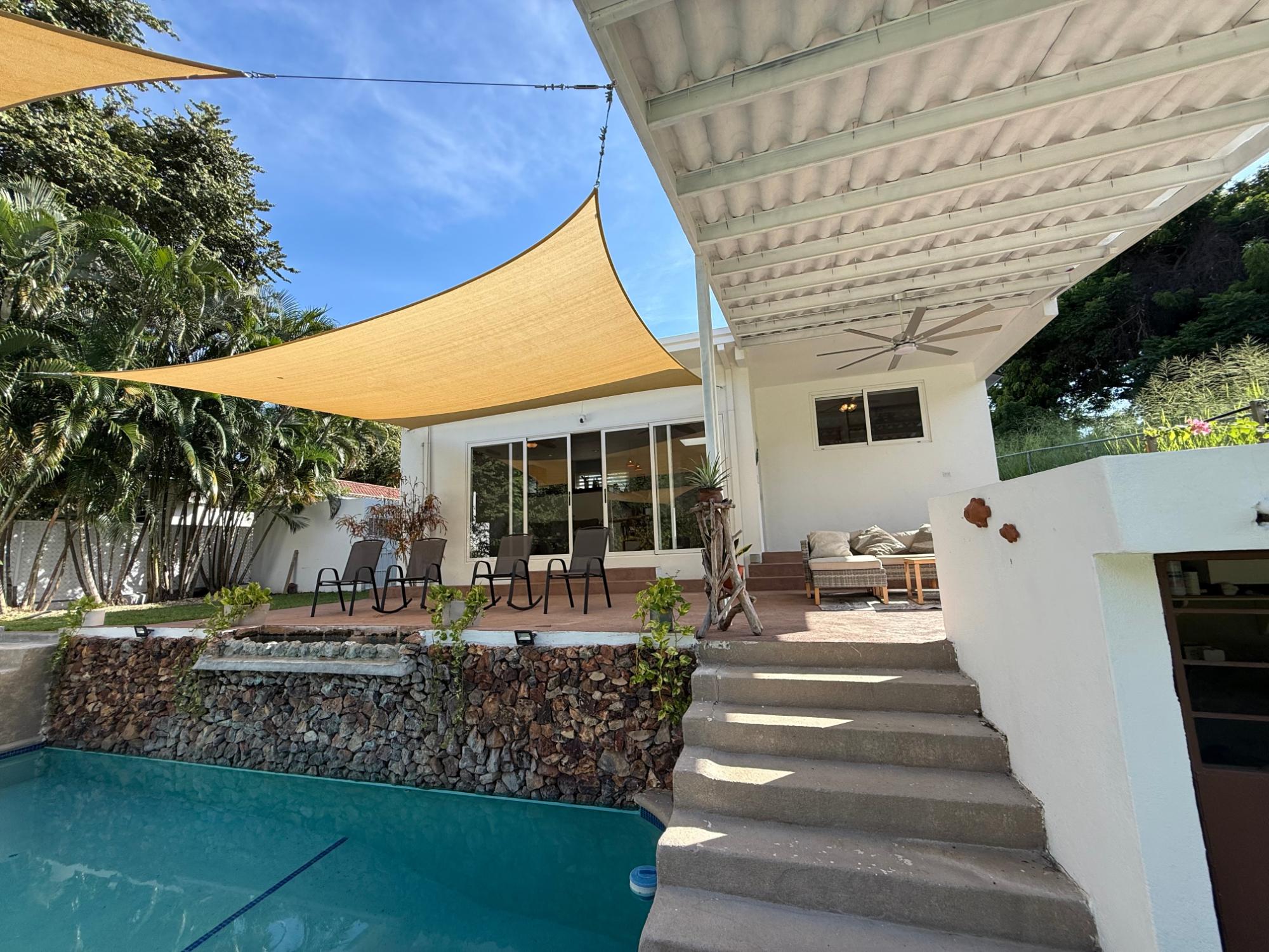 Casa privada con piscina y amplio terreno en Coronado