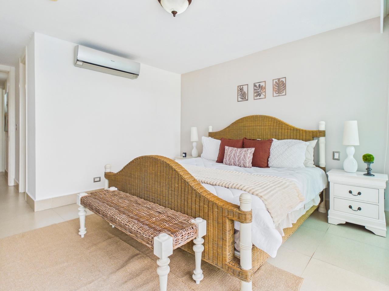 Apartamento frente al mar con vistas panorámicas de la costa | Bahía