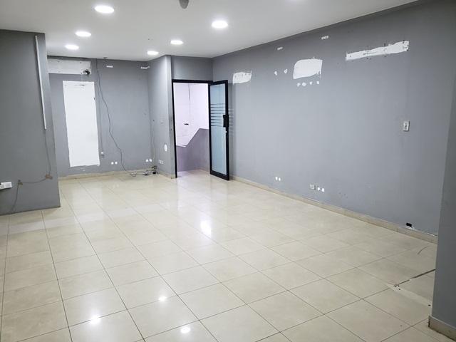 Venta de local comercial en la Zona Libre de Colón