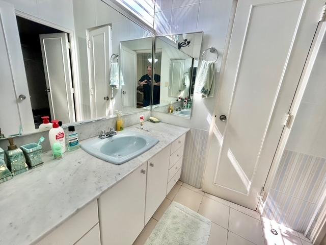 VENTA PISO COMPLETO EN REGENT PU NTA PAITILLA