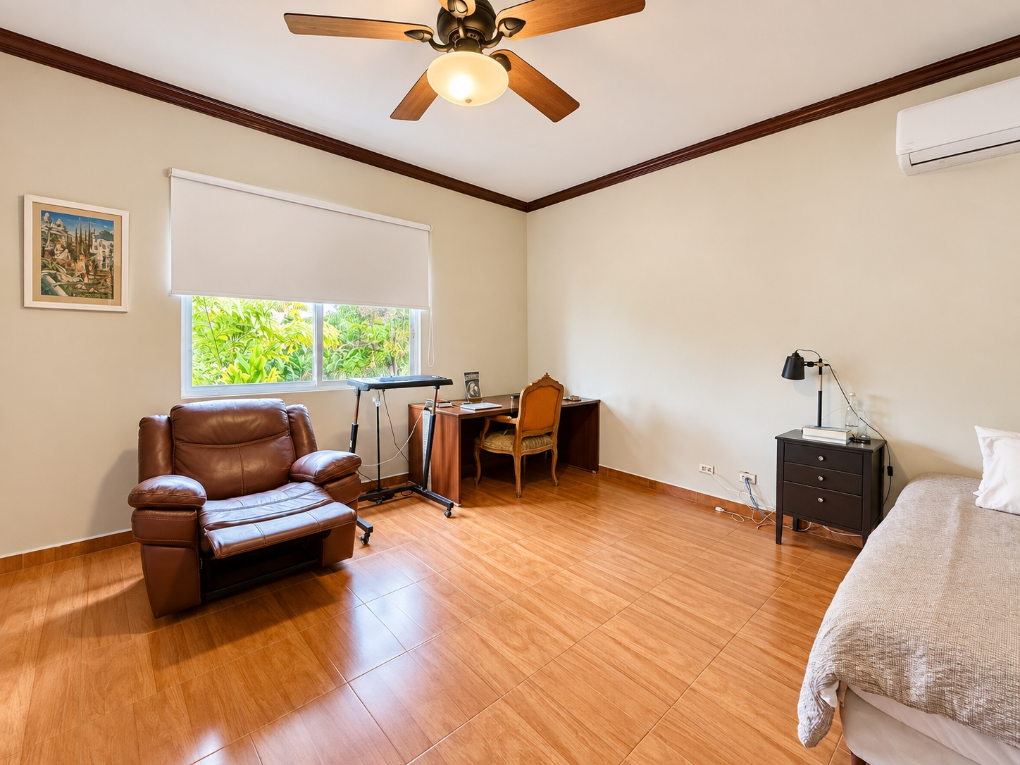 VENTA DE 2 CASAS EN 1 EN COSTA DEL ESTE – 6 RECÁMARAS
