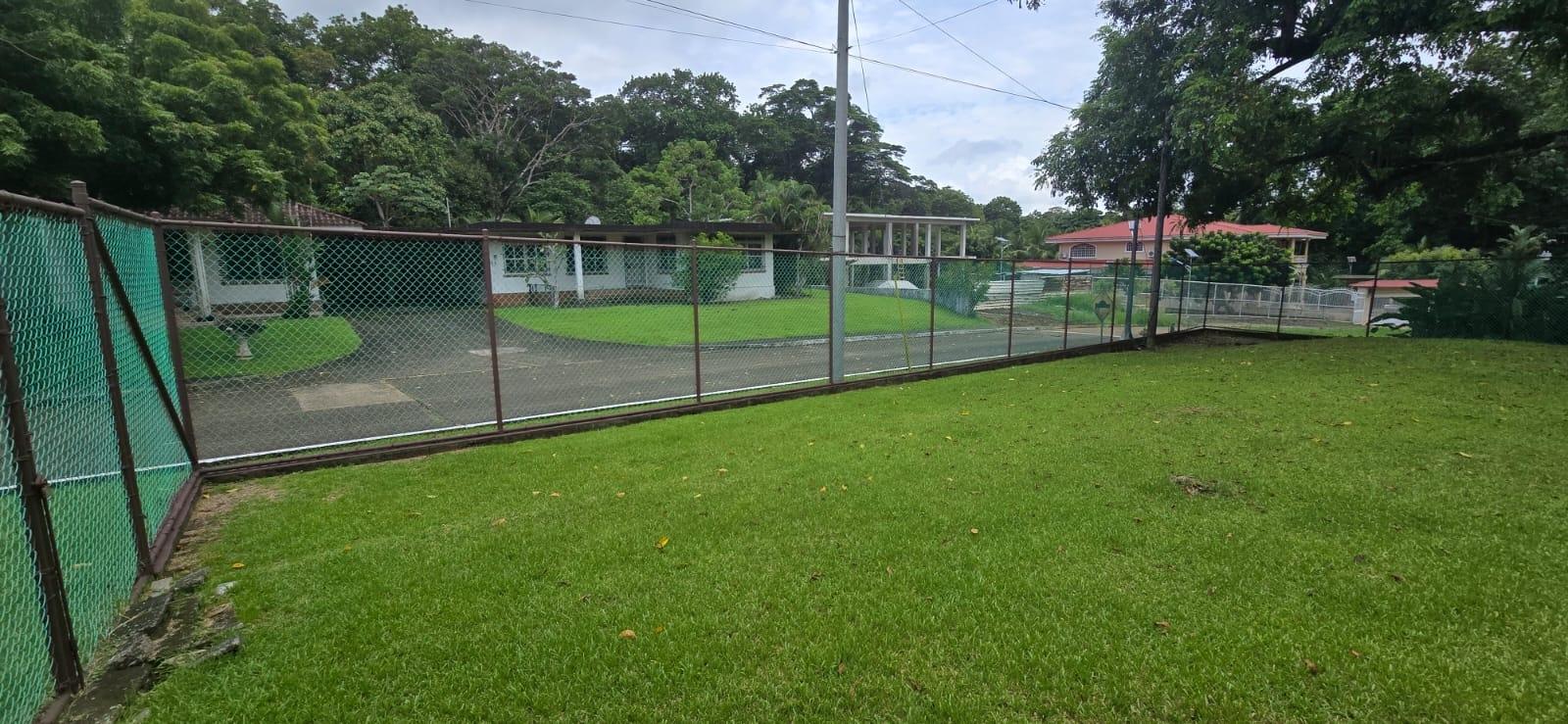 Venta de casa en Brazos Heights, Colón
