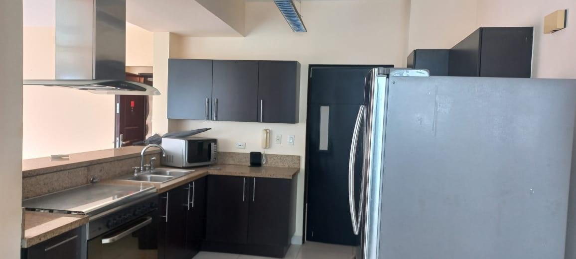 Banco vende apto. en PH KEOPS TOWER – SAN FRANCISCO