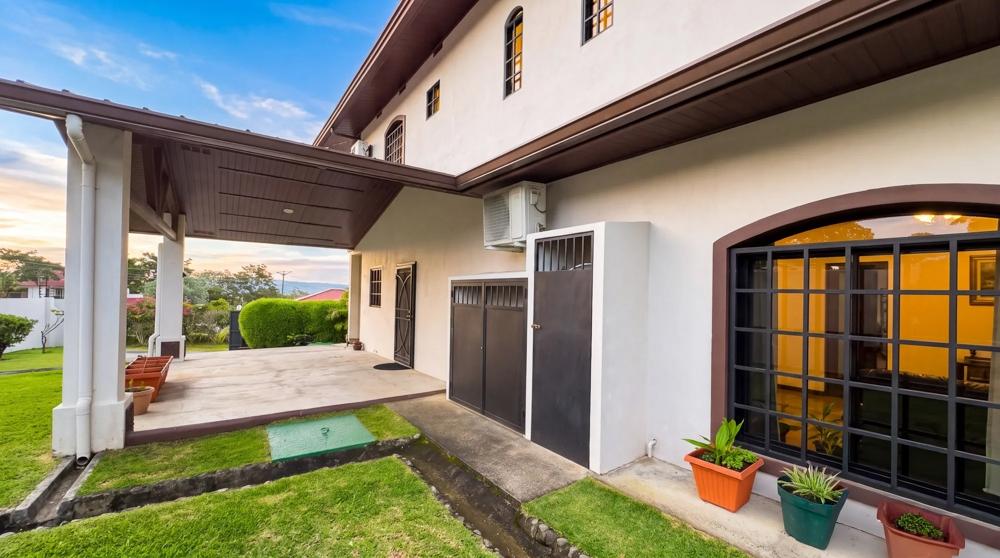 Casa de Lujo Amoblada en Santa Lucía, Boquete