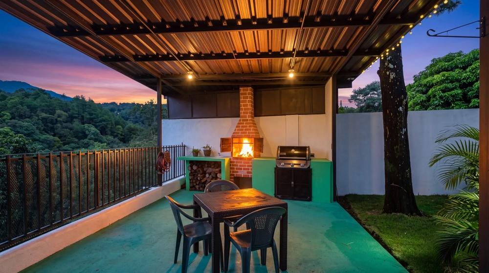 Casa de Lujo Amoblada en Santa Lucía, Boquete