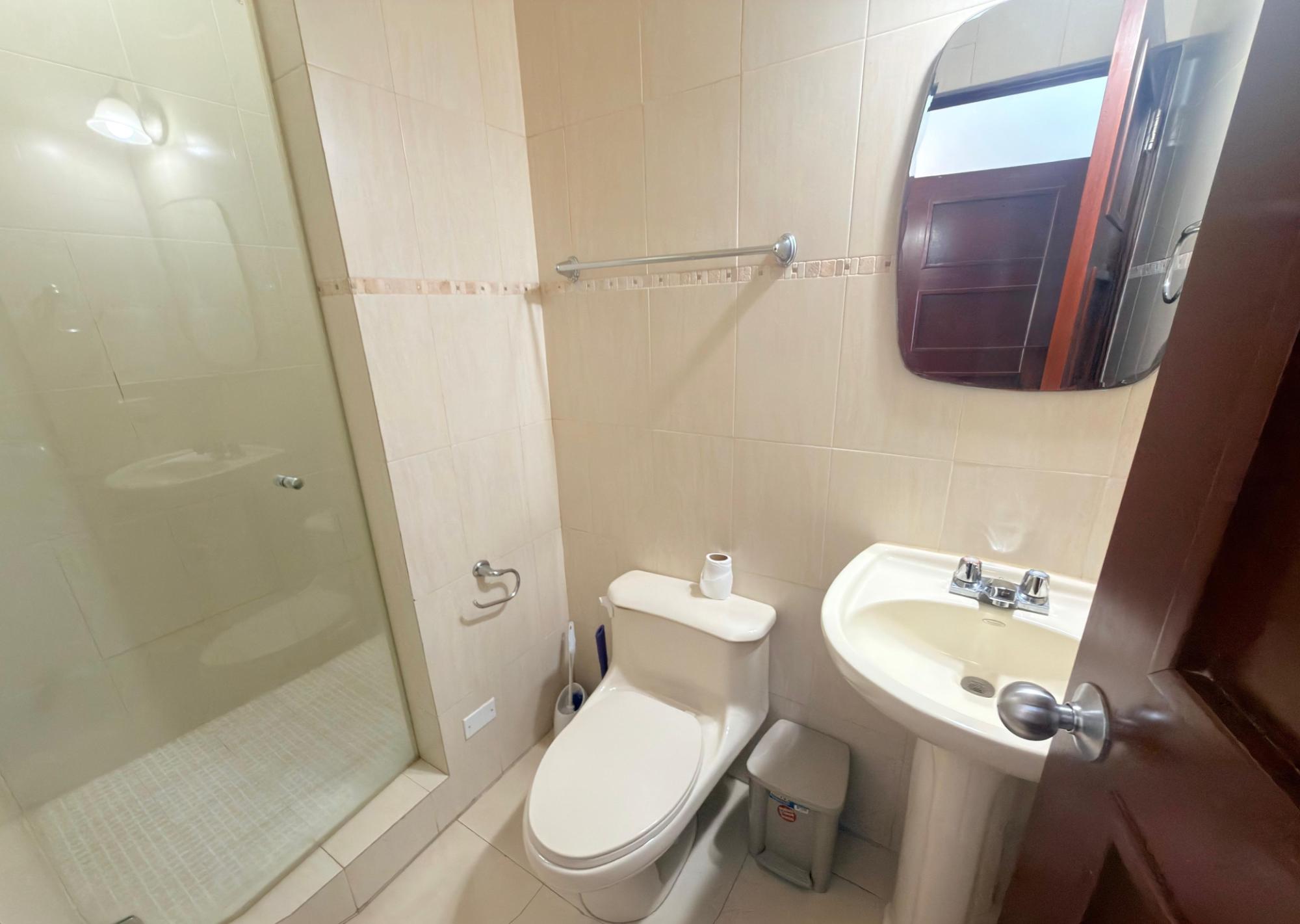 Venta de unidad en PH. GRANDBAY TOWER