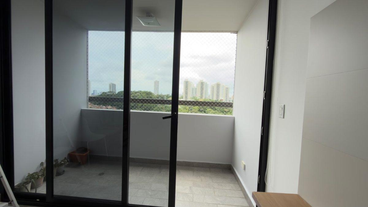 Apartamento en Venta en Condado del Rey Torre 700