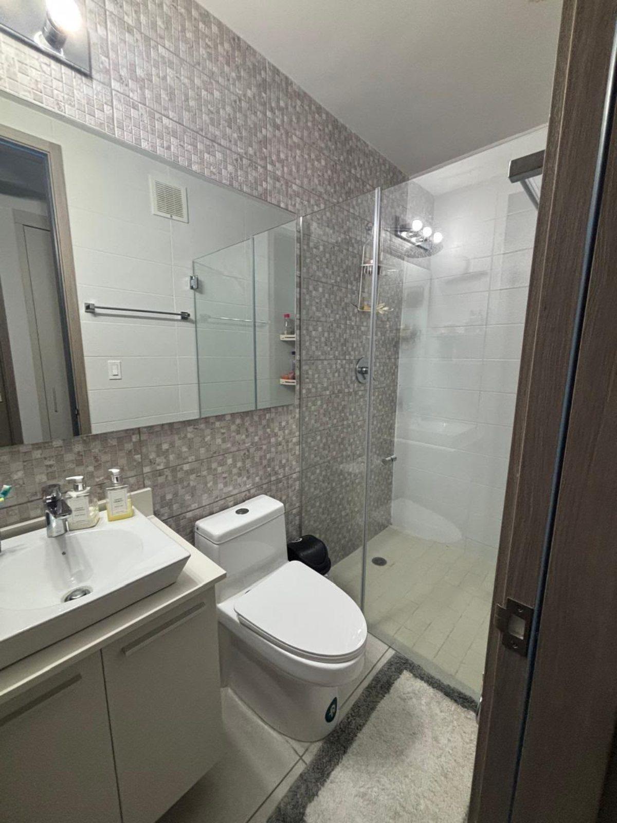 Apartamento en Venta en Condado del Rey Torre 700