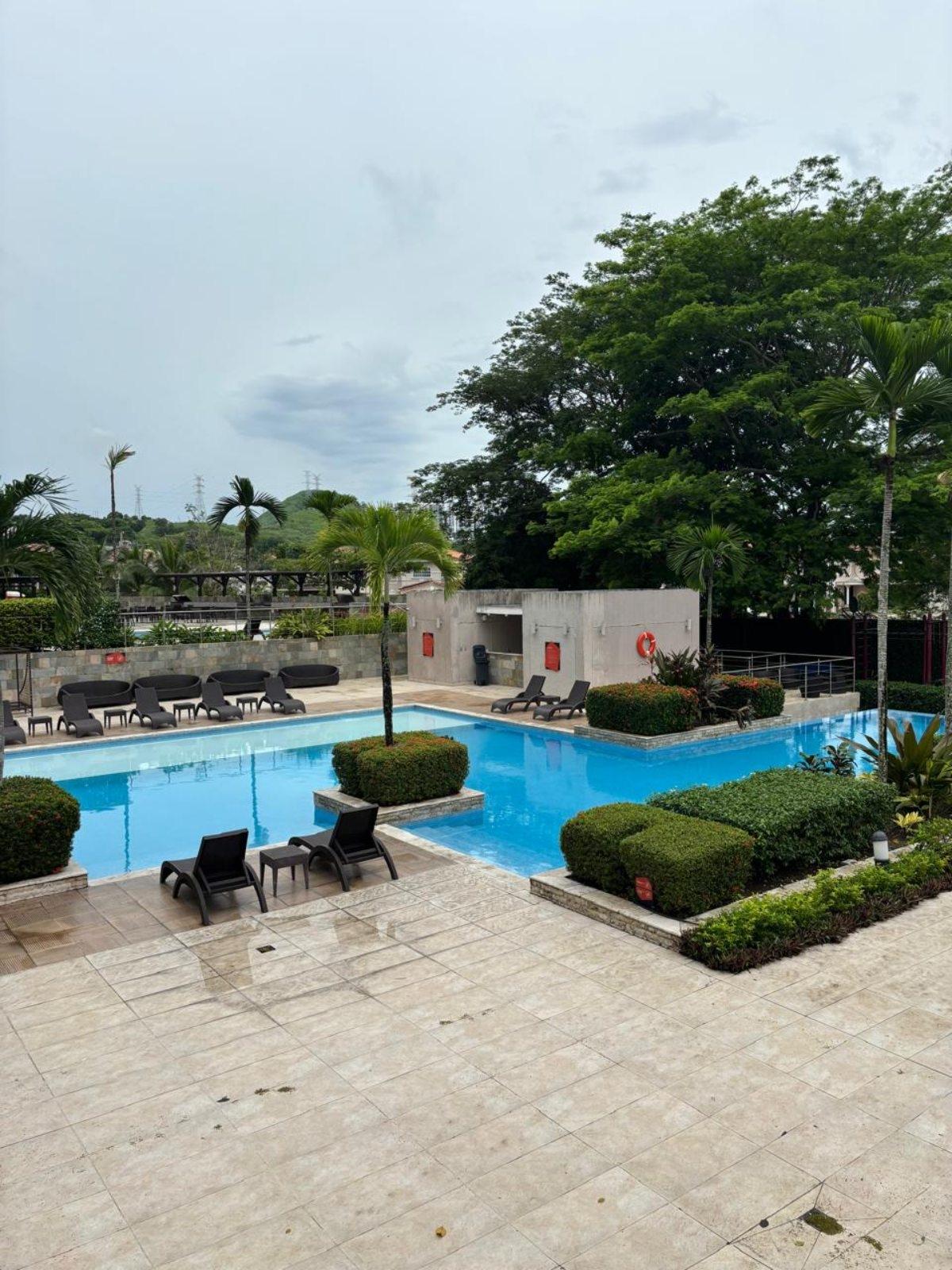 Apartamento en Venta en Condado del Rey Torre 700