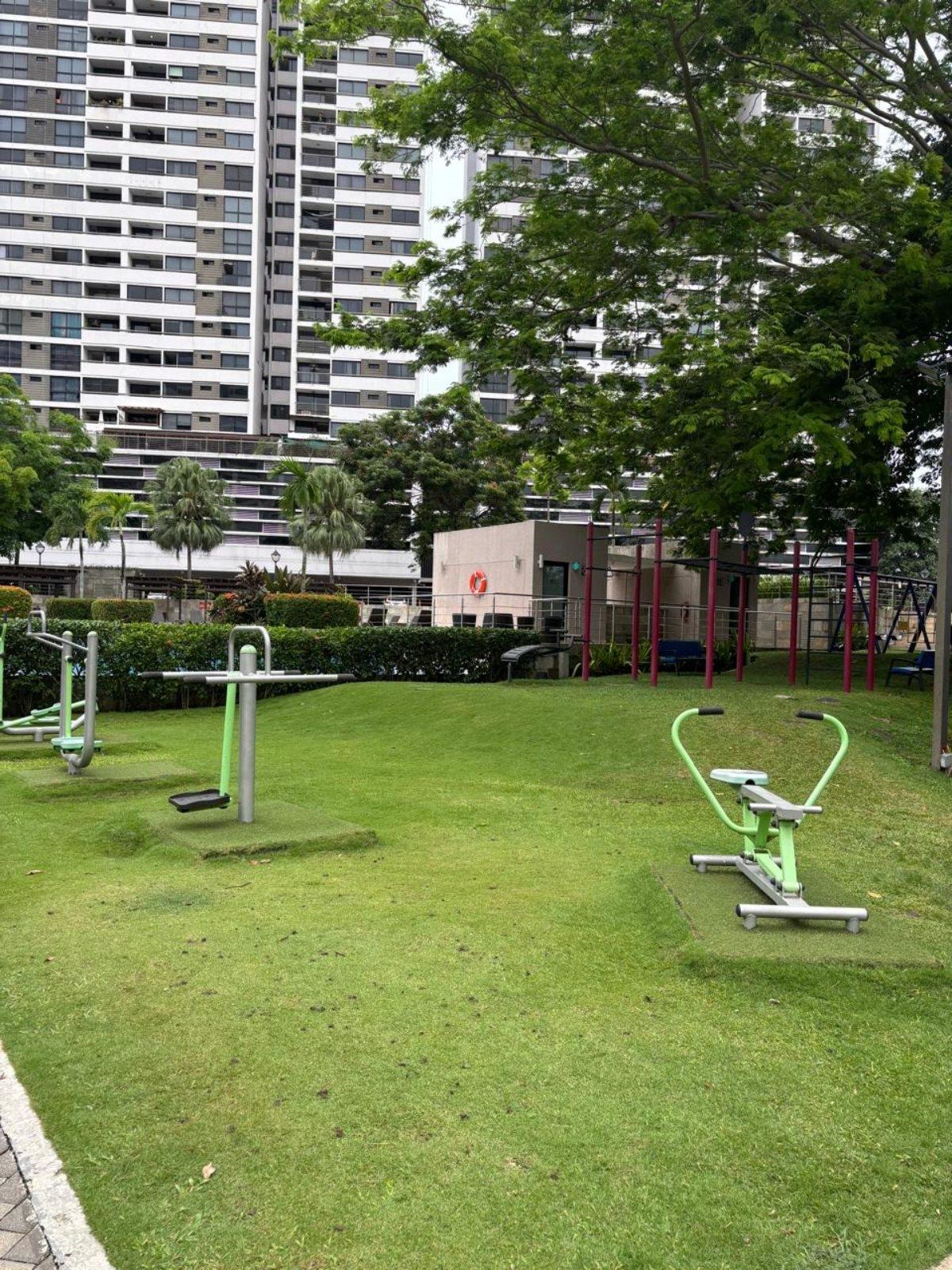 Apartamento en Venta en Condado del Rey Torre 700