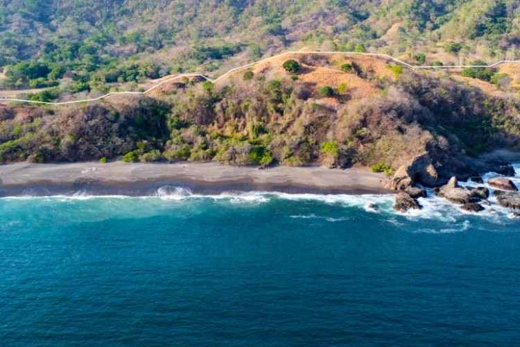 A cliff on the Pacific coast of Cambutal, Panama.