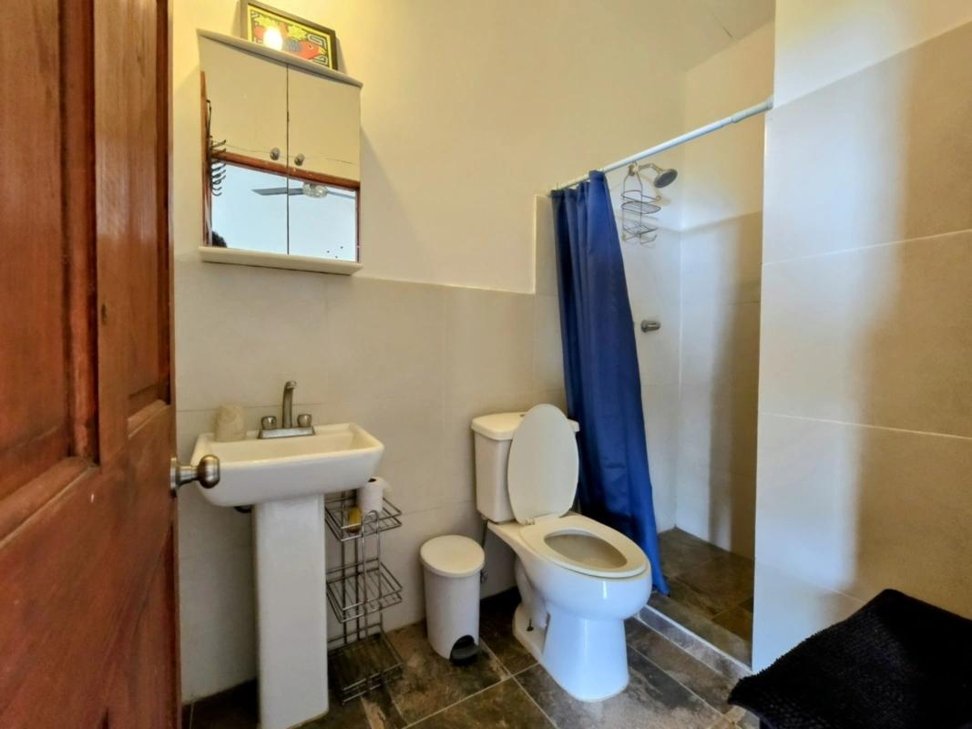 CENTRALLY-LOCATED LOT WITH 2 RENTAL STUDIOS