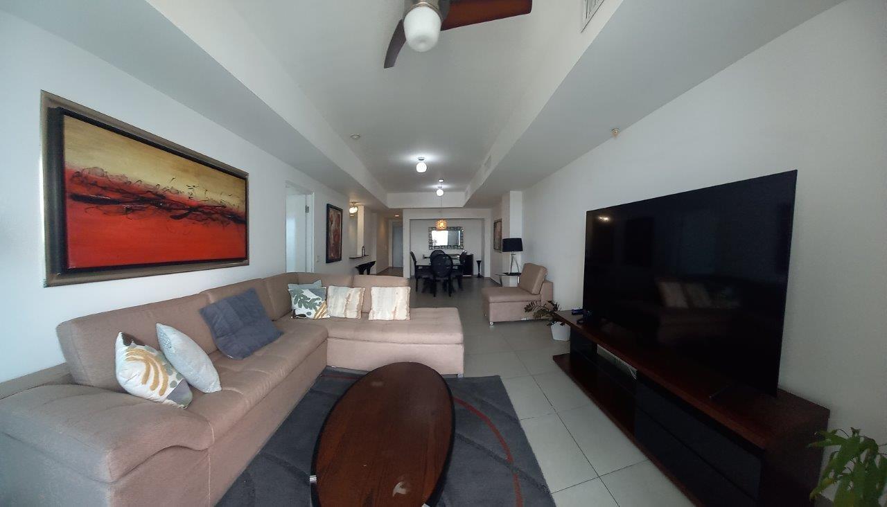 Yacht Club High Floor - Furnished