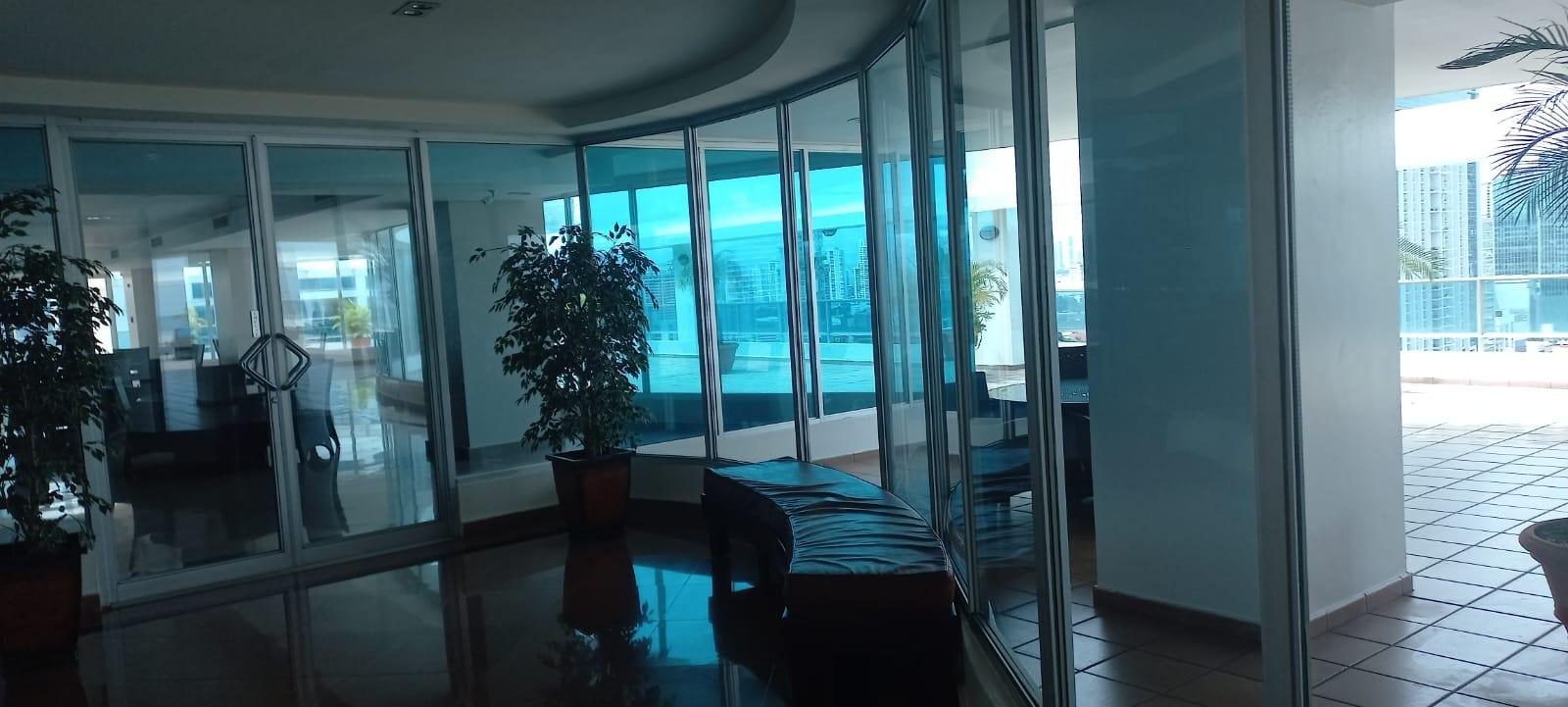 PH BAYFRONT APARTMENT FOR SALE
