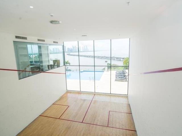 APARTMENT FOR SALE IN COCO DEL MAR