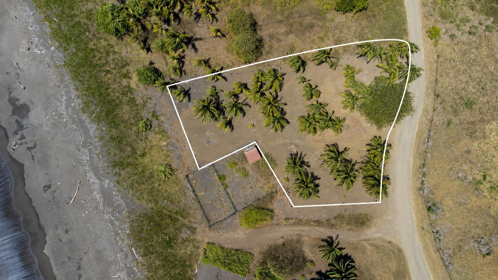 TITLED Central Beachfront Lot For Sale in Cambutal