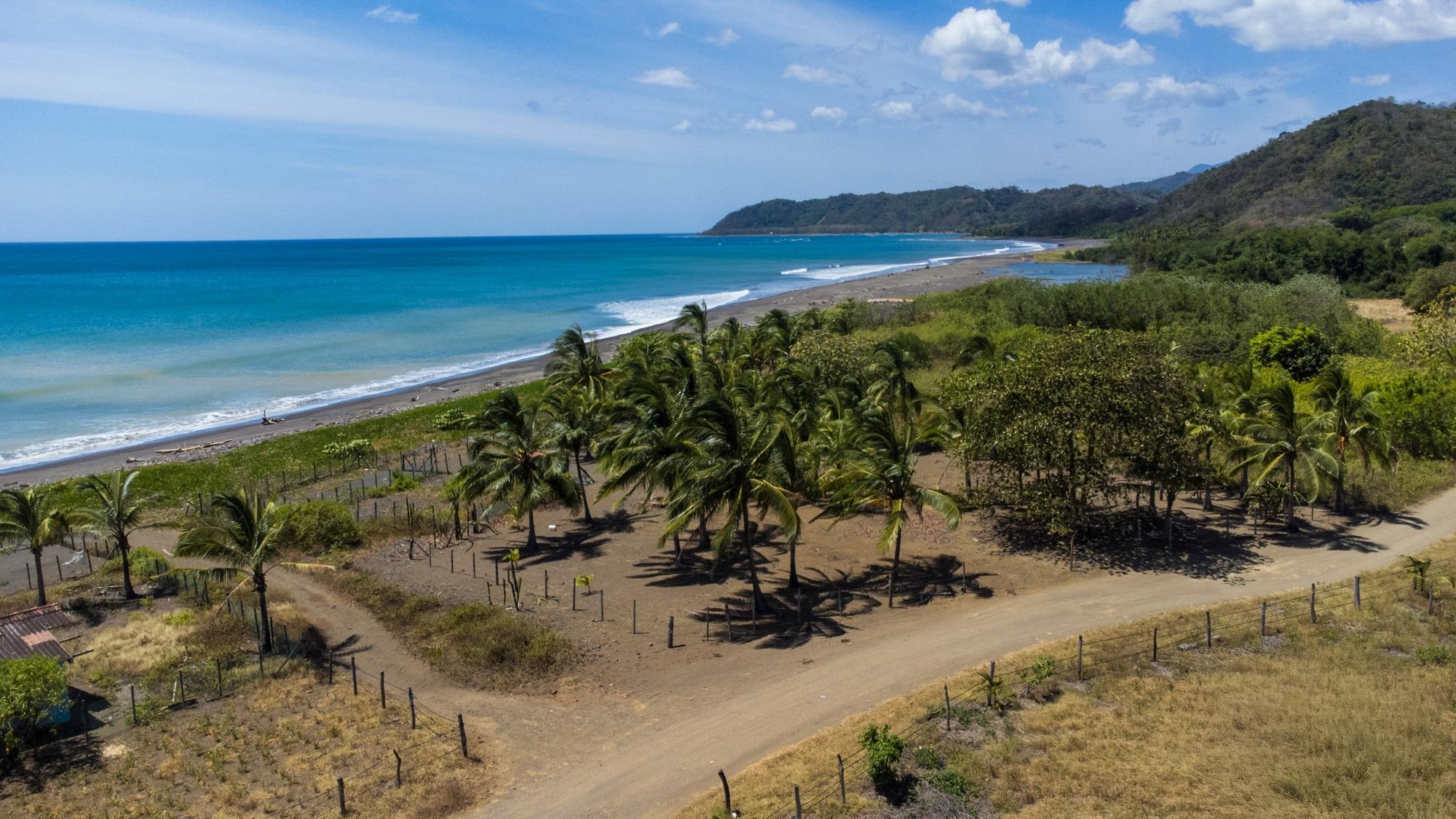 TITLED Central Beachfront Lot For Sale in Cambutal