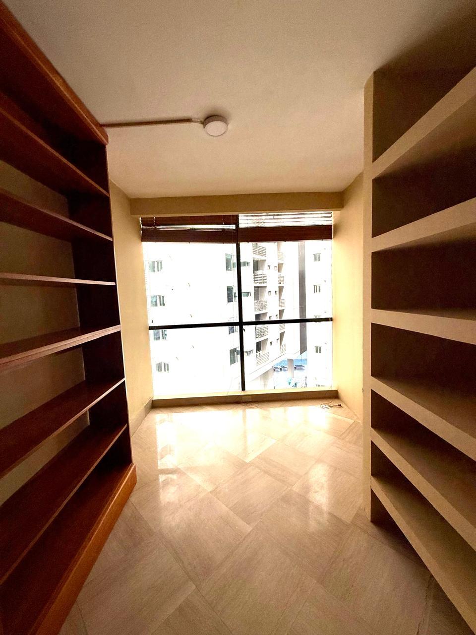 APARTMENT FOR SALE IN ROYAL PRINCESS