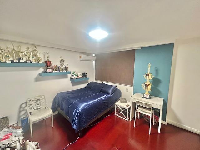 SALE: BEACHFRONT APARTMENT, PH SABOGA