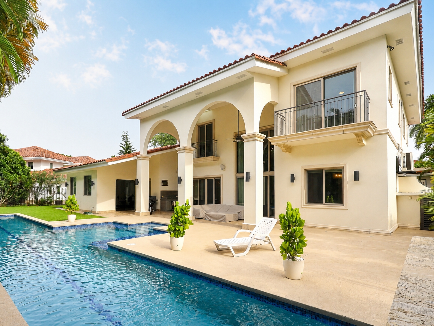 Single-family home for sale in Santa Maria