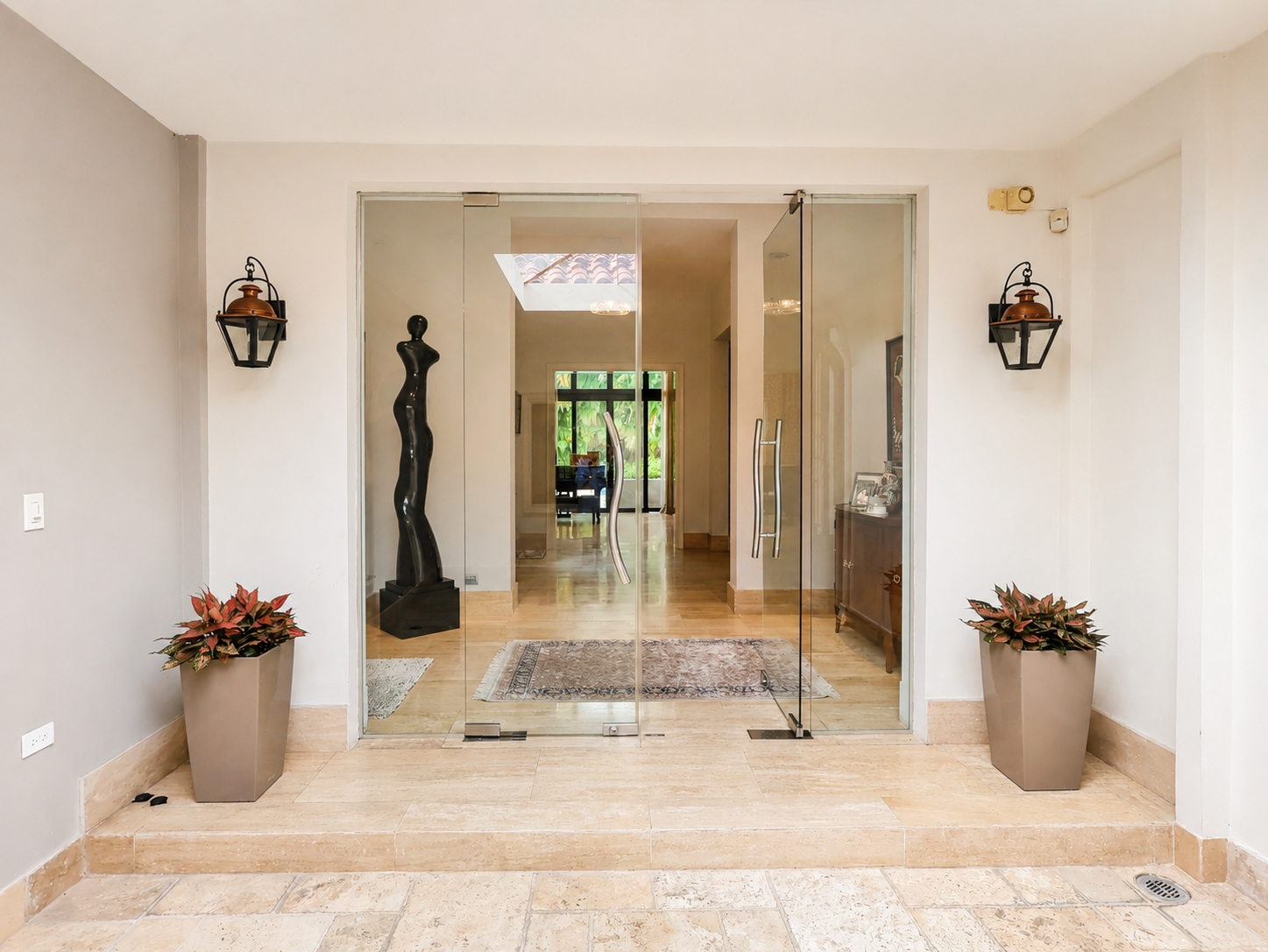 Single-family home for sale in Santa Maria
