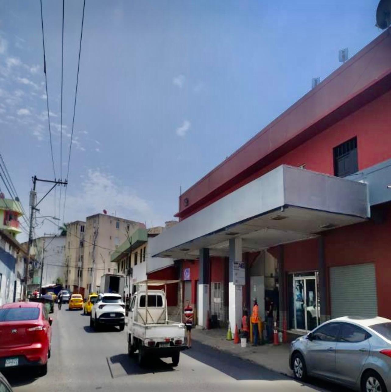 BUILDING, COMMERCIAL AND BUSINESS TOGETHER